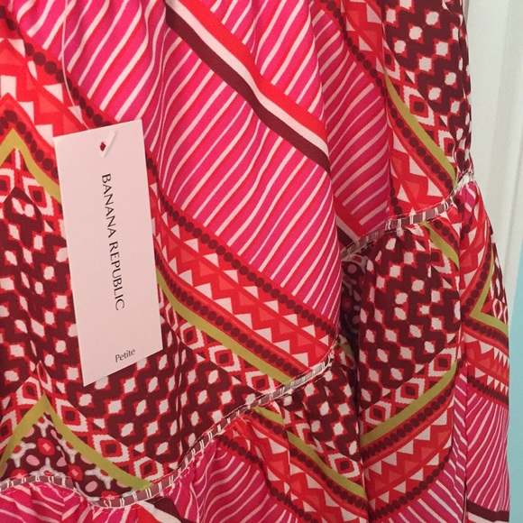 Banana Republic- flouncy skirt - NWT - petite - Picture 2 of 6